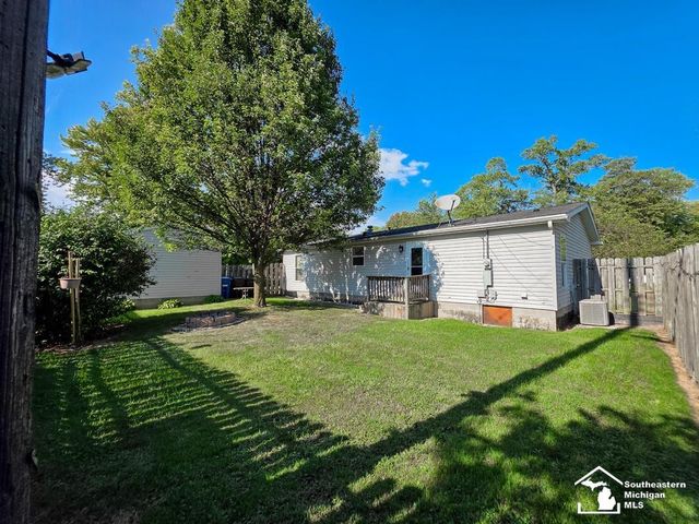 4393 5th Street, Newport, MI 48166