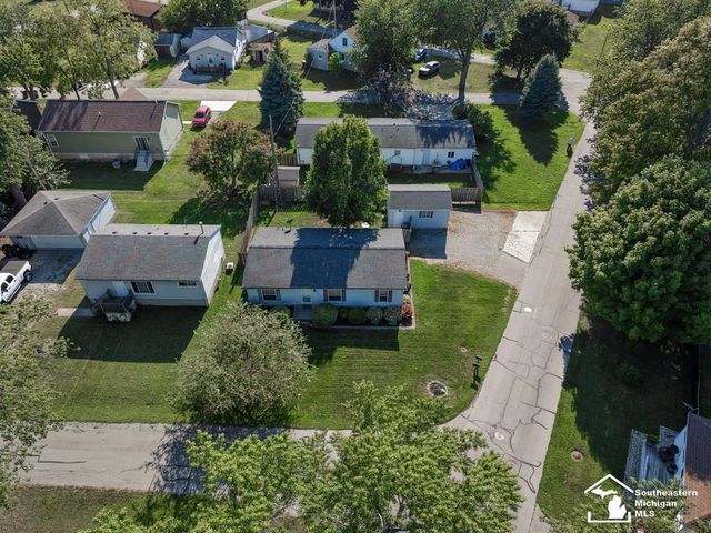 4393 5th Street, Newport, MI 48166