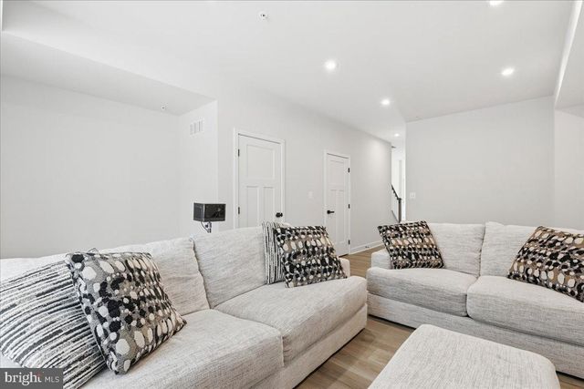 7810 YONA CT, Glen Burnie, MD 21060