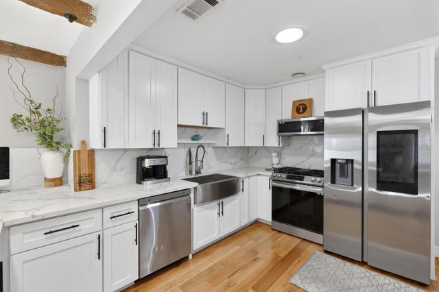 26 W Fargo St, Stockton, CA 95204