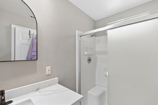 26 W Fargo St, Stockton, CA 95204