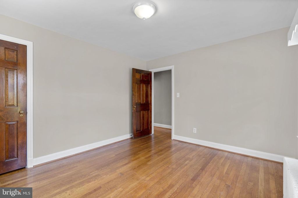 Image 18 of property listing at 4356 COLUMBIA RD, Ellicott City, MD 21042