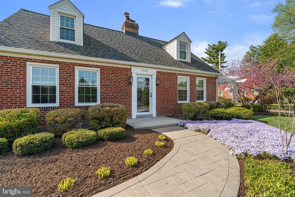 Image 2 of property listing at 4356 COLUMBIA RD, Ellicott City, MD 21042