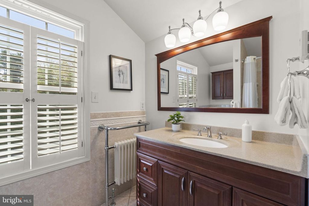 Image 21 of property listing at 4356 COLUMBIA RD, Ellicott City, MD 21042