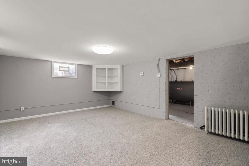 Image 27 of property listing at 4356 COLUMBIA RD, Ellicott City, MD 21042