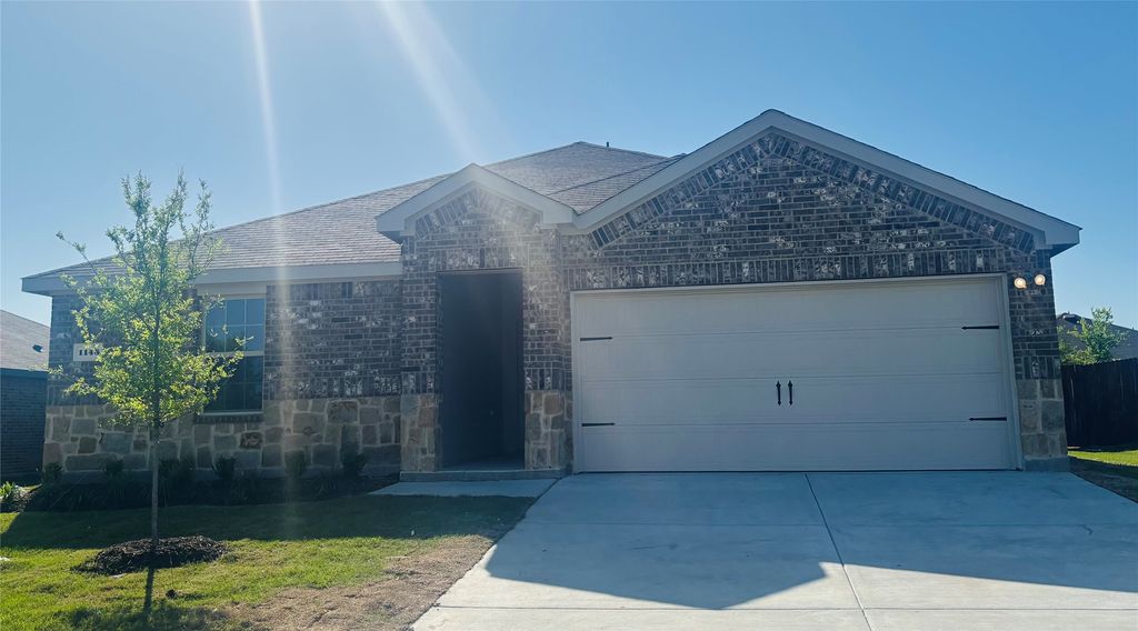 1148 Samantha Drive, Dallas, TX 75253