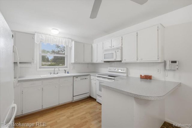 4375 Esta Drive, Flint, MI 48506