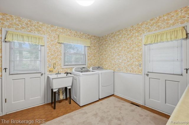 4375 Esta Drive, Flint, MI 48506