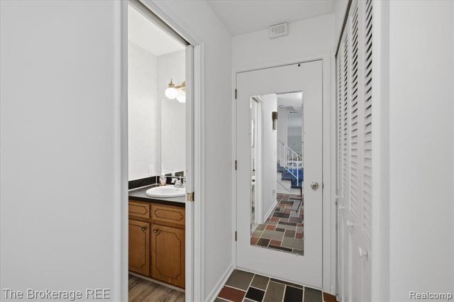 4375 Esta Drive, Flint, MI 48506