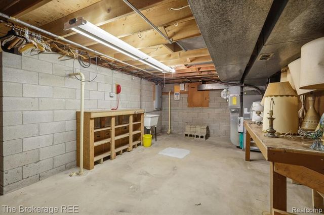 4375 Esta Drive, Flint, MI 48506