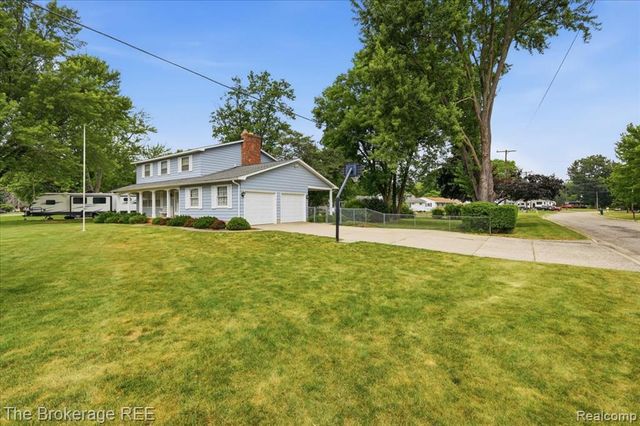4375 Esta Drive, Flint, MI 48506