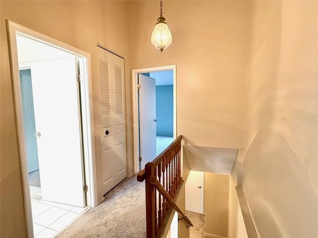 115 Saxonwald Ln, Castle Shannon, PA 15234