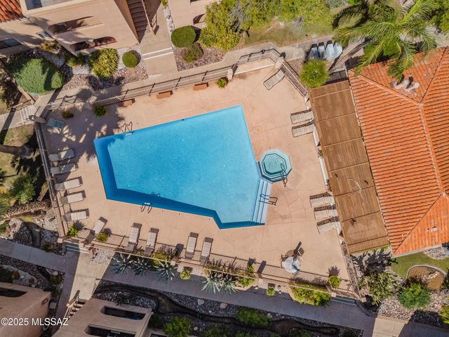 5750 N Camino Esplendora Apt 116, Tucson, AZ 85718