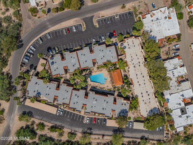 5750 N Camino Esplendora Apt 116, Tucson, AZ 85718