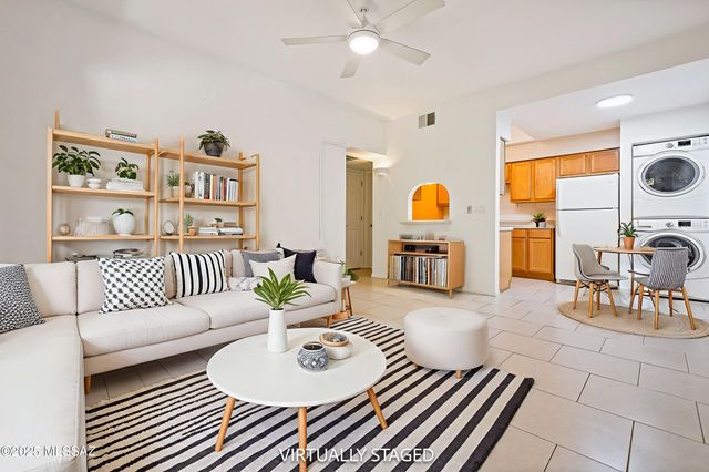 5750 N Camino Esplendora Apt 116, Tucson, AZ 85718