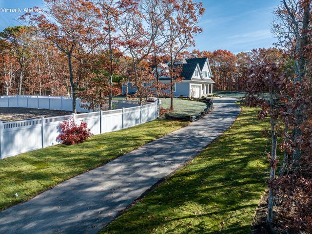 21 Manor Drive, East Sandwich, MA 02537
