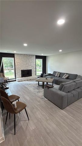 980 Hilltop Court, Lawrenceville, GA 30045