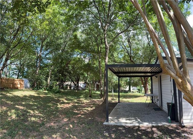 980 Hilltop Court, Lawrenceville, GA 30045