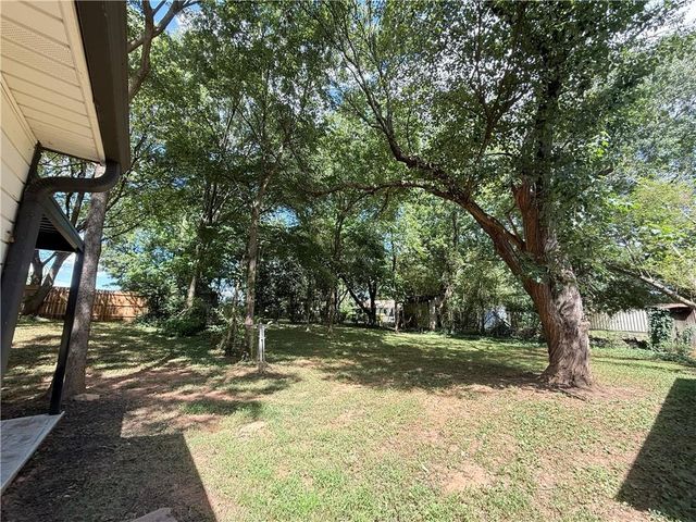 980 Hilltop Court, Lawrenceville, GA 30045