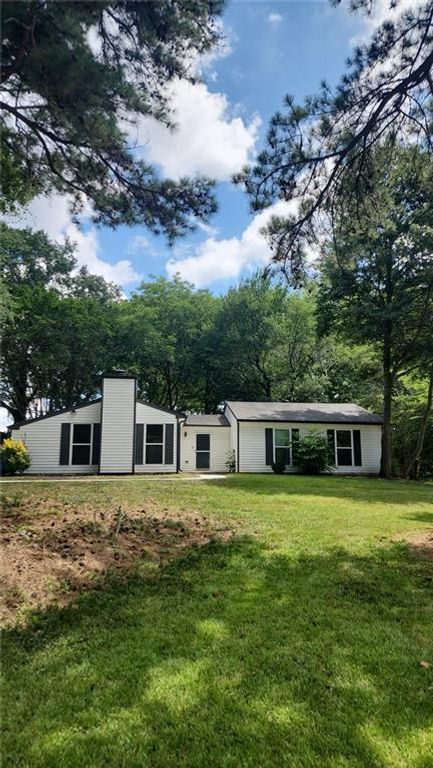 980 Hilltop Court, Lawrenceville, GA 30045