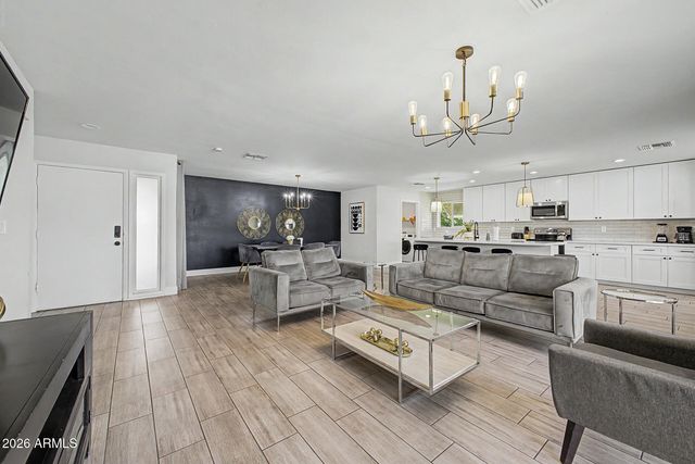 1882 E LOMA VISTA Drive, Tempe, AZ 85282