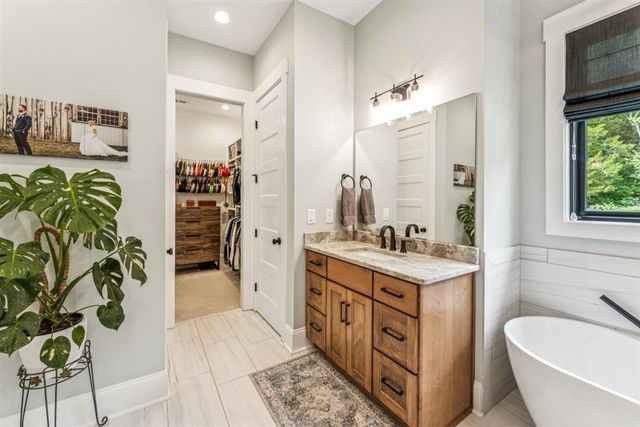 1276 Trice Rd, Lebanon, TN 37087