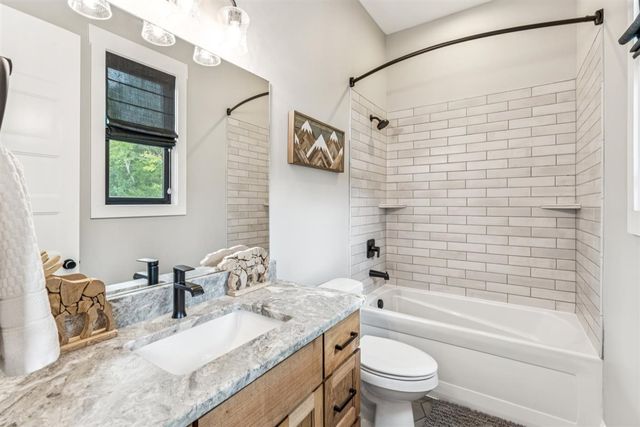 1276 Trice Rd, Lebanon, TN 37087