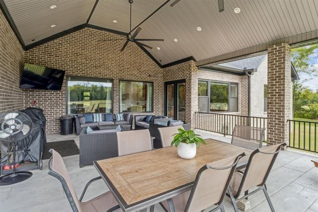 1276 Trice Rd, Lebanon, TN 37087