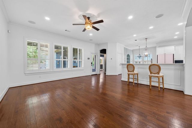 16835 Amelia Island Drive, Cypress, TX 77433