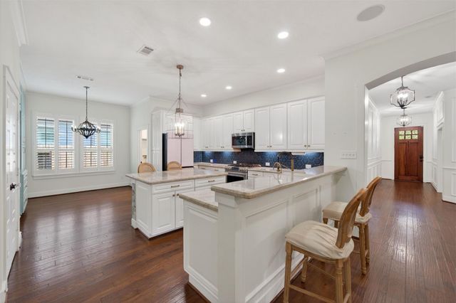 16835 Amelia Island Drive, Cypress, TX 77433