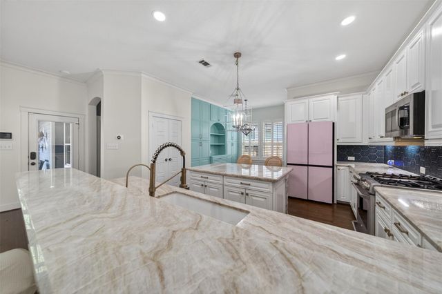 16835 Amelia Island Drive, Cypress, TX 77433