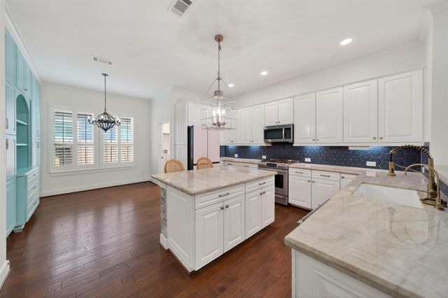 16835 Amelia Island Drive, Cypress, TX 77433