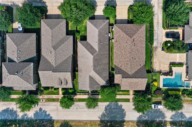 16835 Amelia Island Drive, Cypress, TX 77433