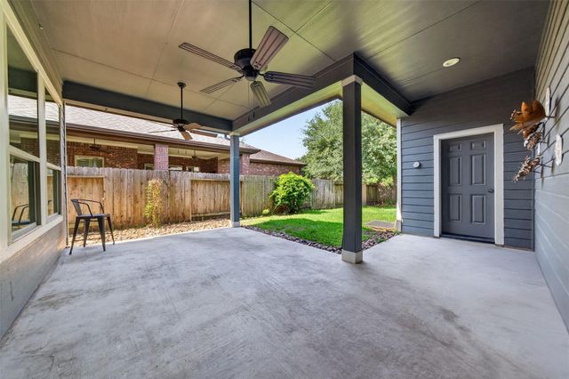 16835 Amelia Island Drive, Cypress, TX 77433