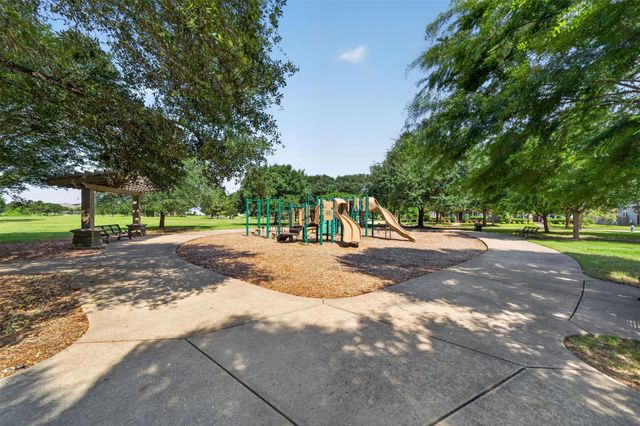 16835 Amelia Island Drive, Cypress, TX 77433