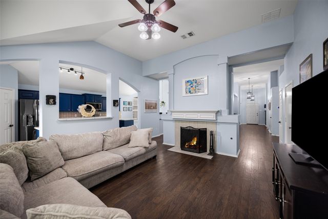 112 Brookshore Drive, Rockwall, TX 75032