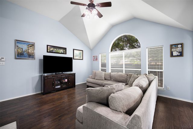 112 Brookshore Drive, Rockwall, TX 75032