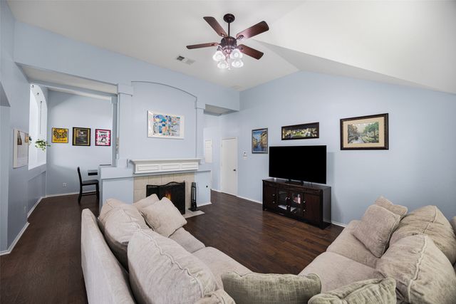 112 Brookshore Drive, Rockwall, TX 75032