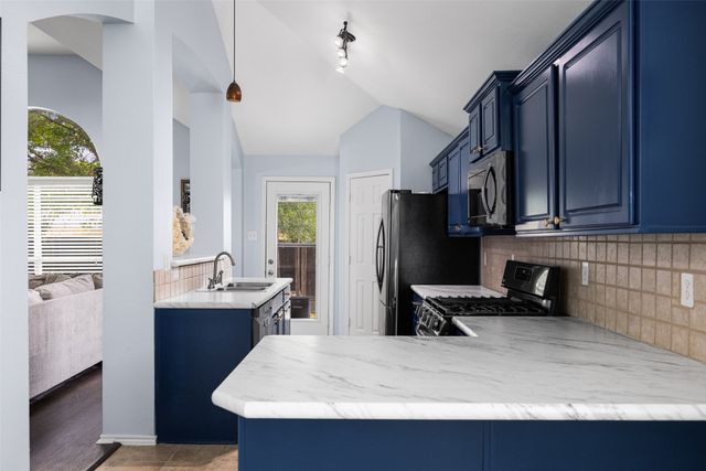 112 Brookshore Drive, Rockwall, TX 75032