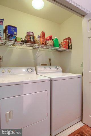387 SCHAFFNER DR, Harrisburg, PA 17112
