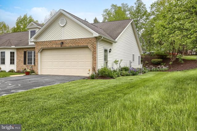 387 SCHAFFNER DR, Harrisburg, PA 17112