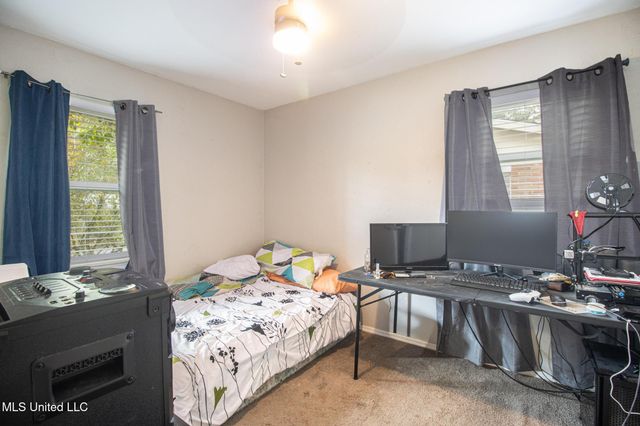 15616 Belmont Drive, Biloxi, MS 39532