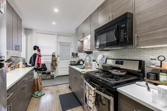 6154-56 N HAMILTON Avenue, Chicago, IL 60659