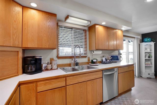 223 H Street NE, Ephrata, WA 98823