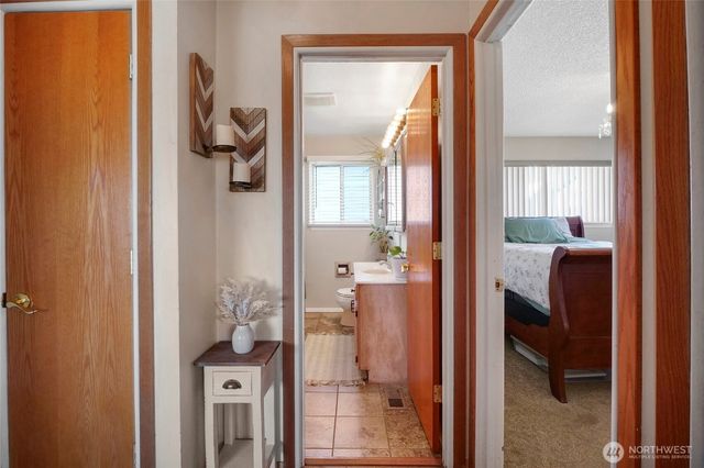 223 H Street NE, Ephrata, WA 98823