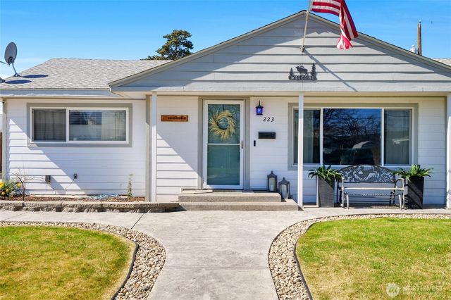 223 H Street NE, Ephrata, WA 98823