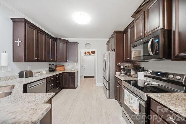 453 Pepperstone Drive, Salisbury, NC 28146