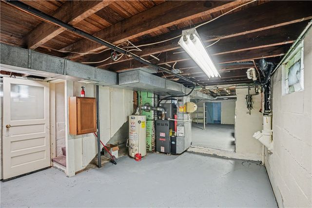 215 Acme Ave, Harmar, PA 15024