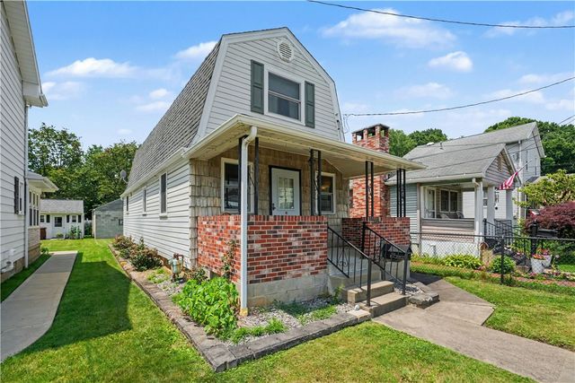 215 Acme Ave, Harmar, PA 15024