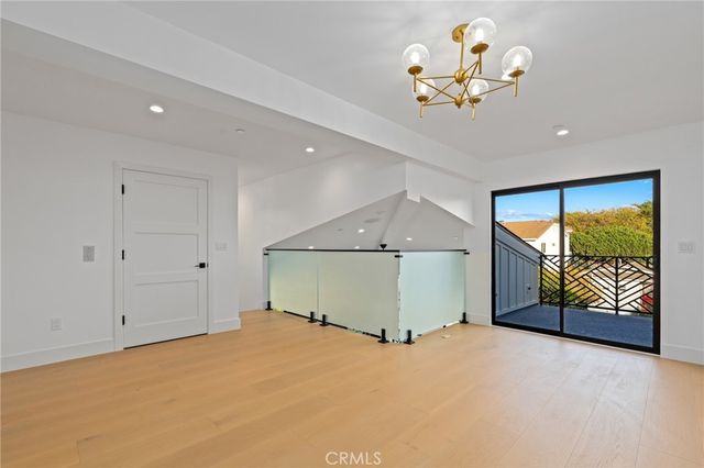 110 S Irena Avenue B, Redondo Beach, CA 90277